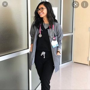 FIGS Black Scrub Pants Excellent Condition